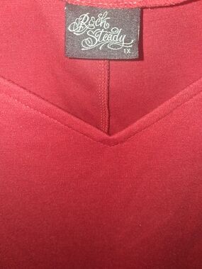 RockSteady Women's Deep Red V-Neck Short Sleeve Top